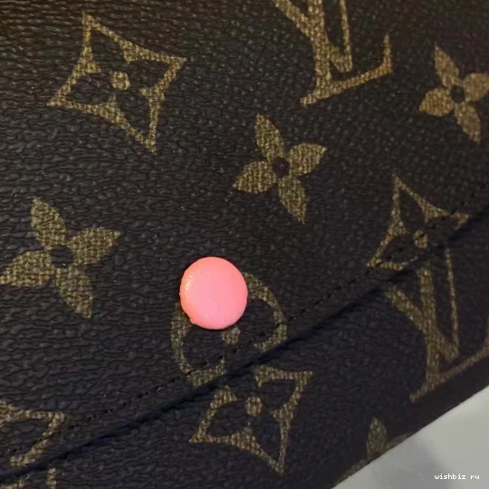 WIS EMILIE Louis Vuitton 0129